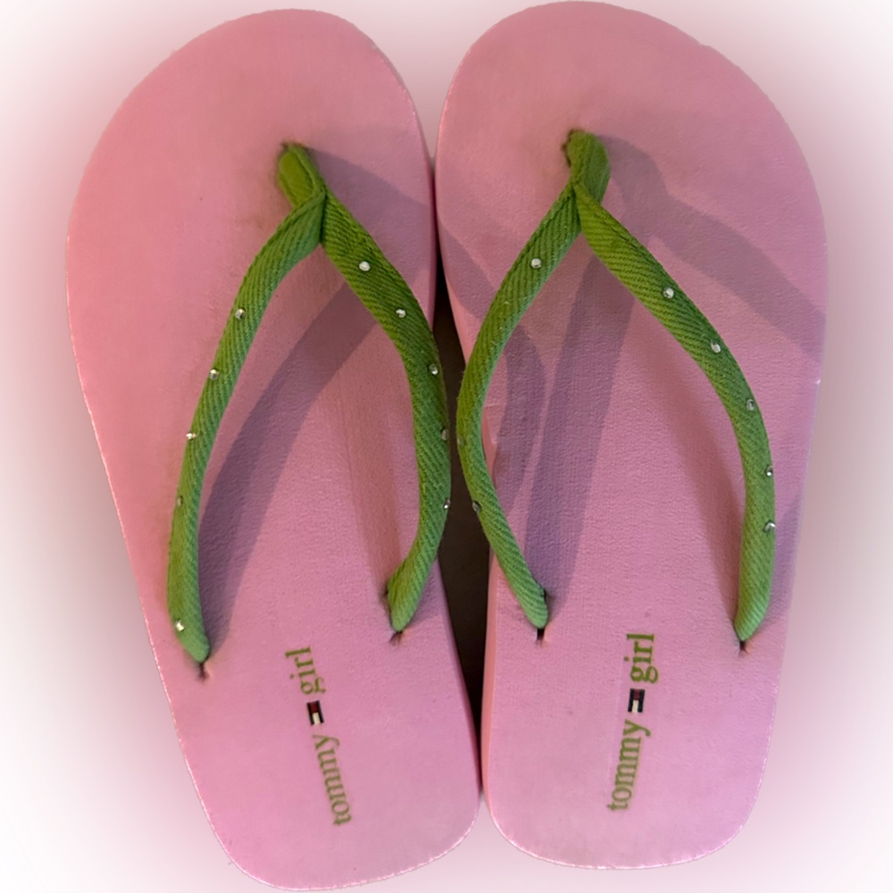 TOMMY GIRL HILFIGER FLIP FLOP FLOPS SANDAL SANDALS 8 FLAT FLATS PINK GREEN COMFY